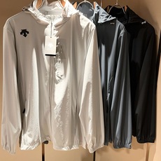 迪桑特DESCENTE 2026春夏新款男女同款👫防晒服夹克外套,自1935年荣耀至今的专业运动品牌。8 迪桑特DESCENTE 2026春夏新款男女同款👫防晒服夹克外套,自1935年荣耀至今的专业运动品牌。8