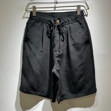 Loro Piana诺悠翩雅 2026春夏男士套装,最新的贸易订单全品相!!网红款!上身舒适透气,不僵硬 Loro Piana诺悠翩雅 2026春夏男士套装,最新的贸易订单全品相!!网红款!上身舒适透气,不僵硬