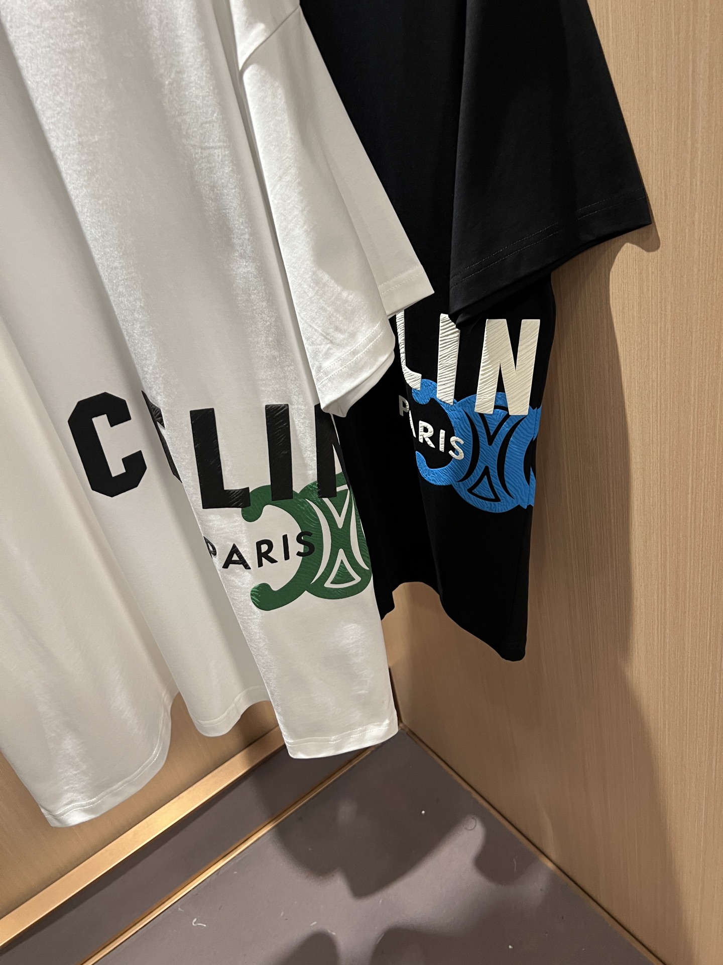 CELIN*瑟琳 2026春夏新款时尚休闲圆领短袖T恤，经典男女同款情侣👫短袖T恤衫！贸易公司渠道稀出，
