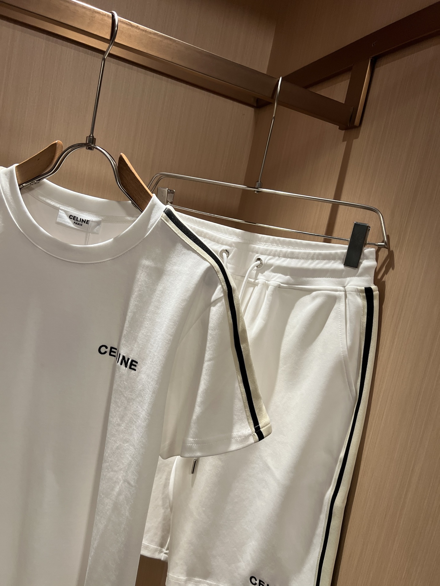 CELIN*瑟琳 2026春夏新款时尚休闲圆领套装，经典男女同款情侣👫短袖T恤衫！贸易公司渠道稀出，同步