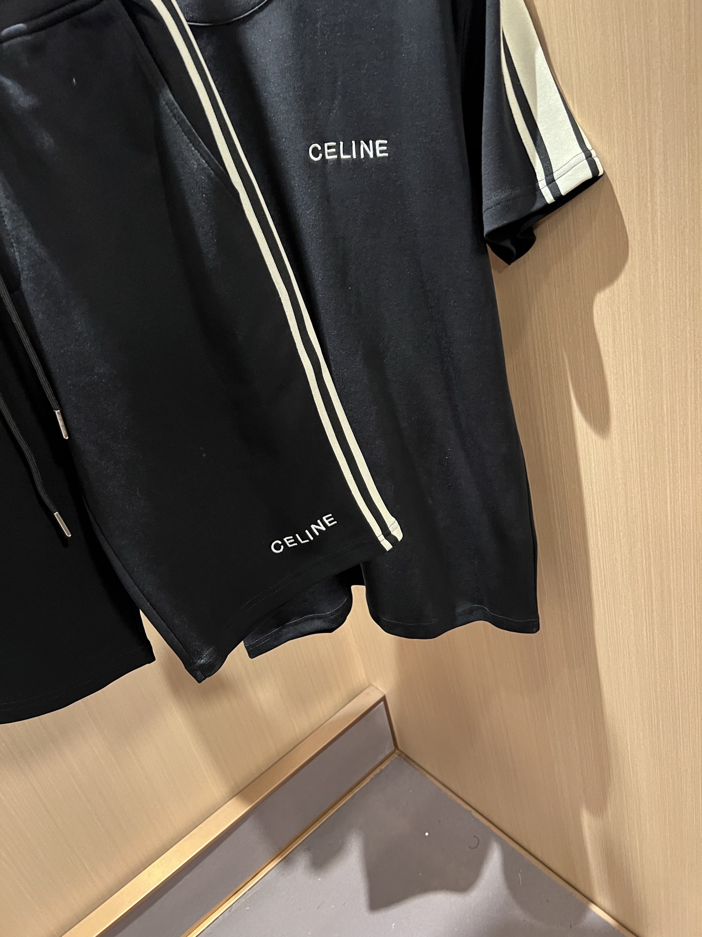 CELIN*瑟琳 2026春夏新款时尚休闲圆领套装，经典男女同款情侣👫短袖T恤衫！贸易公司渠道稀出，同步