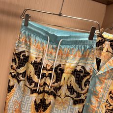 VERS*CE/范*哲 2026春夏新品原单睡衣真丝套装VERS*CE/范*哲 贸易公司渠道 产品 VERS*CE/范*哲 2026春夏新品原单睡衣真丝套装VERS*CE/范*哲 贸易公司渠道 产品