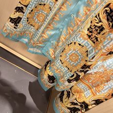 VERS*CE/范*哲 2026春夏新品原单睡衣真丝套装VERS*CE/范*哲 贸易公司渠道 产品 VERS*CE/范*哲 2026春夏新品原单睡衣真丝套装VERS*CE/范*哲 贸易公司渠道 产品