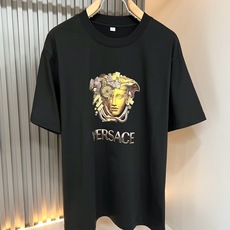 VERS*CE/范*哲 2026春夏新品原单短袖T恤,VERS*CE/范*哲 贸易公司渠道 产品 值 VERS*CE/范*哲 2026春夏新品原单短袖T恤,VERS*CE/范*哲 贸易公司渠道 产品 值