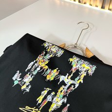 Her*mes爱*仕2026春夏新款男女同款👫短袖T恤,全新升级百搭基础款,低调奢华,品格之选!甄选优质 Her*mes爱*仕2026春夏新款男女同款👫短袖T恤,全新升级百搭基础款,低调奢华,品格之选!甄选优质