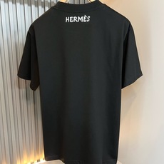 Her*mes爱*仕2026春夏新款男女同款👫短袖T恤,全新升级百搭基础款,低调奢华,品格之选!甄选优质 Her*mes爱*仕2026春夏新款男女同款👫短袖T恤,全新升级百搭基础款,低调奢华,品格之选!甄选优质