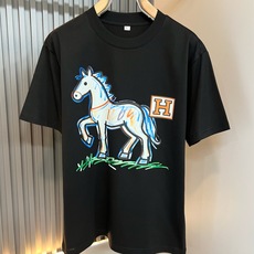 Her*mes爱*仕2026春夏新款男女同款👫短袖T恤,全新升级百搭基础款,低调奢华,品格之选!甄选优质 Her*mes爱*仕2026春夏新款男女同款👫短袖T恤,全新升级百搭基础款,低调奢华,品格之选!甄选优质