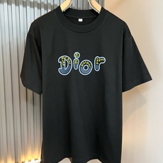 Dio*迪家 2026春夏新款男女同款👫短袖T恤,专柜同步发售!定制专属260克纯棉面料,定制原版工艺螺 Dio*迪家 2026春夏新款男女同款👫短袖T恤,专柜同步发售!定制专属260克纯棉面料,定制原版工艺螺