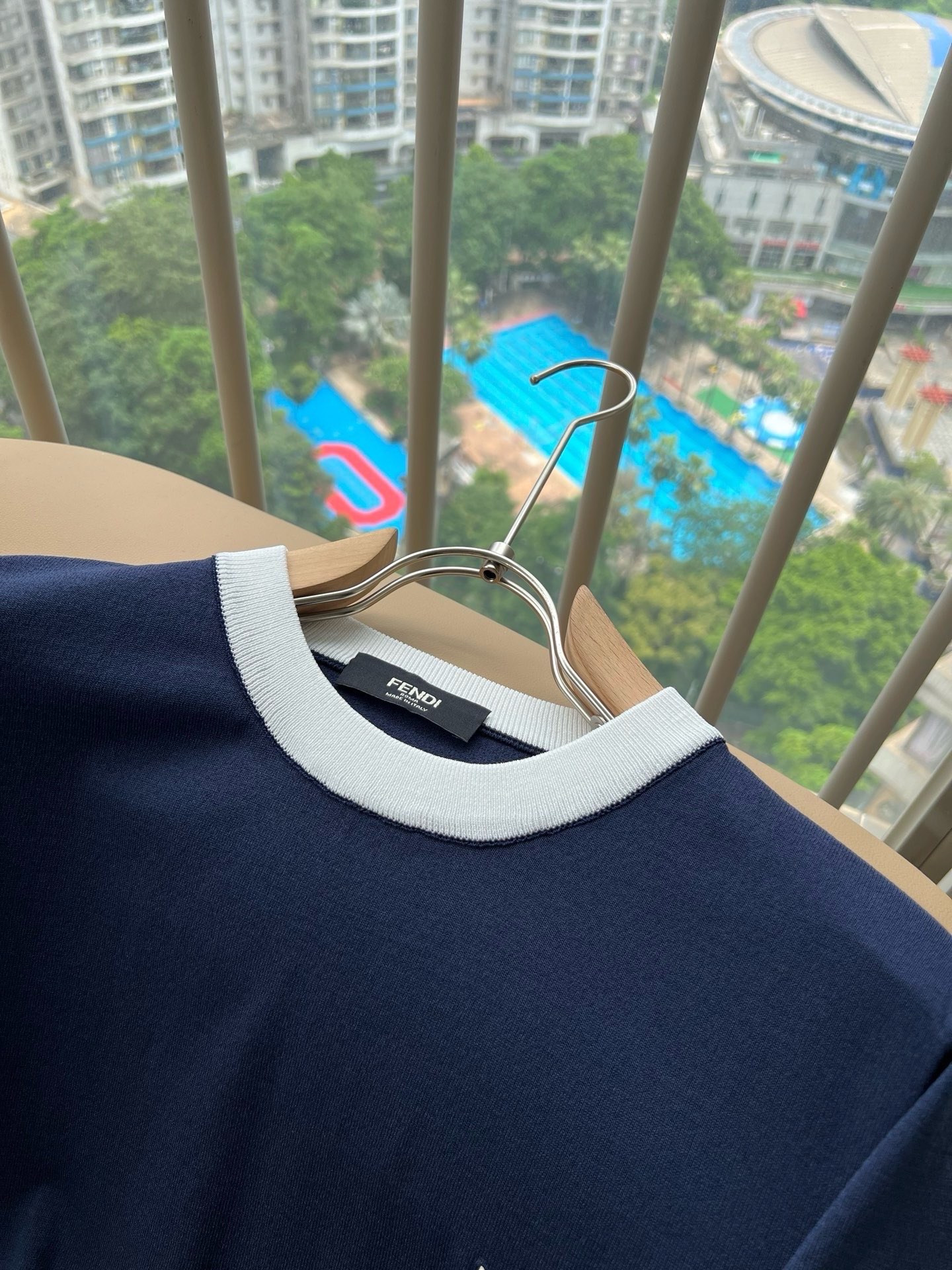 FEN 芬*迪2026春夏新款伊力特短袖Polo衫！净版百搭不限制年龄，全景logo图案压胶工艺设计！无