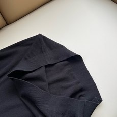 Loro Piana诺悠翩雅 2026春夏男士最新的贸易订单针织短袖T恤,全品相!!上身舒适透气,不僵硬 Loro Piana诺悠翩雅 2026春夏男士最新的贸易订单针织短袖T恤,全品相!!上身舒适透气,不僵硬