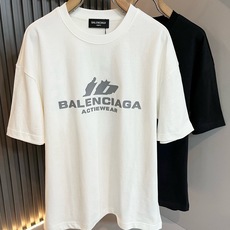 BALENCI*GA巴黎*家 2026春夏新款男女同款👫短袖T恤!走秀图案印花时尚休闲短袖T恤衫!设计logo压胶设计! BALENCI*GA巴黎*家 2026春夏新款男女同款👫短袖T恤!走秀图案印花时尚休闲短袖T恤衫!设计logo压胶设计!