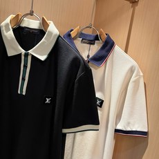 Louis Vuit*on路易*登2026春夏新款短袖Polo衫,最新工艺时尚元素设计理念!胸前logo徽章设计!款式穿 Louis Vuit*on路易*登2026春夏新款短袖Polo衫,最新工艺时尚元素设计理念!胸前logo徽章设计!款式穿