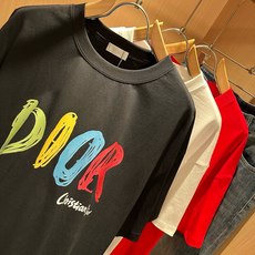 Dio*迪家 2026春夏新款男女同款👫短袖T恤,专柜同步发售!定制专属260克纯棉面料,定制原版工艺螺纹,胸前logo Dio*迪家 2026春夏新款男女同款👫短袖T恤,专柜同步发售!定制专属260克纯棉面料,定制原版工艺螺纹,胸前logo