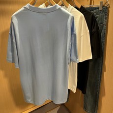 FEN*I 芬*迪2026春夏新款FD家族FF男女同款👫短袖T恤,男女同款👫百搭极简短袖。意大利原厂订单,FD家族人气单 FEN*I 芬*迪2026春夏新款FD家族FF男女同款👫短袖T恤,男女同款👫百搭极简短袖。意大利原厂订单,FD家族人气单