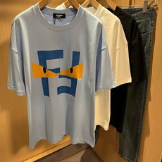 FEN*I 芬*迪2026春夏新款FD家族FF男女同款👫短袖T恤,男女同款👫百搭极简短袖。意大利原厂订单,FD家族人气单 FEN*I 芬*迪2026春夏新款FD家族FF男女同款👫短袖T恤,男女同款👫百搭极简短袖。意大利原厂订单,FD家族人气单