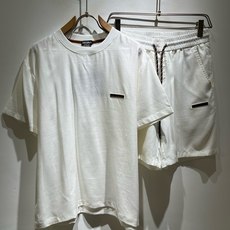 Ermenegildo Zeg*a杰*亚 2026春夏新品男士套装,外贸公司订单!是杰尼亚经典的专有织物之一! 定制原版 Ermenegildo Zeg*a杰*亚 2026春夏新品男士套装,外贸公司订单!是杰尼亚经典的专有织物之一! 定制原版