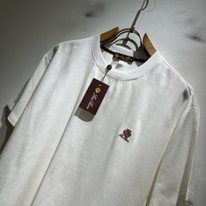 Loro Piana诺悠翩雅 2026春夏男士套装,最新的贸易订单全品相!!网红款!上身舒适透气,不僵硬,整体有着丰富的 Loro Piana诺悠翩雅 2026春夏男士套装,最新的贸易订单全品相!!网红款!上身舒适透气,不僵硬,整体有着丰富的