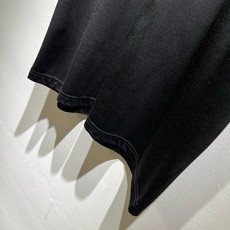 Moncler蒙家 2026春夏最新男女同款👫贸易订单休闲套装,全品相!!网红款!采用logo图案刺绣设计!上身舒适透气 Moncler蒙家 2026春夏最新男女同款👫贸易订单休闲套装,全品相!!网红款!采用logo图案刺绣设计!上身舒适透气