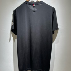 Moncler蒙家 2026春夏最新男女同款👫贸易订单休闲套装,全品相!!网红款!采用logo图案刺绣设计!上身舒适透气 Moncler蒙家 2026春夏最新男女同款👫贸易订单休闲套装,全品相!!网红款!采用logo图案刺绣设计!上身舒适透气