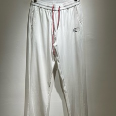 Moncler蒙家 2026春夏最新男女同款👫贸易订单休闲套装,全品相!!网红款!采用logo图案刺绣设计!上身舒适透气 Moncler蒙家 2026春夏最新男女同款👫贸易订单休闲套装,全品相!!网红款!采用logo图案刺绣设计!上身舒适透气