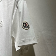 Moncler蒙家 2026春夏最新男女同款👫贸易订单休闲套装,全品相!!网红款!采用logo图案刺绣设计!上身舒适透气 Moncler蒙家 2026春夏最新男女同款👫贸易订单休闲套装,全品相!!网红款!采用logo图案刺绣设计!上身舒适透气