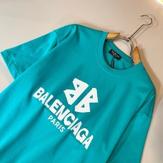 BALENCI*GA巴黎*家 2026春夏新款男女同款👫短袖T恤!走秀图案印花时尚休闲短袖T恤衫!设计logo压胶设计! BALENCI*GA巴黎*家 2026春夏新款男女同款👫短袖T恤!走秀图案印花时尚休闲短袖T恤衫!设计logo压胶设计!