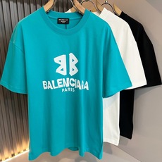 BALENCI*GA巴黎*家 2026春夏新款男女同款👫短袖T恤!走秀图案印花时尚休闲短袖T恤衫!设计logo压胶设计! BALENCI*GA巴黎*家 2026春夏新款男女同款👫短袖T恤!走秀图案印花时尚休闲短袖T恤衫!设计logo压胶设计!