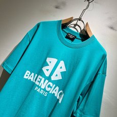 BALENCI*GA巴黎*家 2026春夏新款男女同款👫短袖T恤!走秀图案印花时尚休闲短袖T恤衫!设计logo压胶设计! BALENCI*GA巴黎*家 2026春夏新款男女同款👫短袖T恤!走秀图案印花时尚休闲短袖T恤衫!设计logo压胶设计!