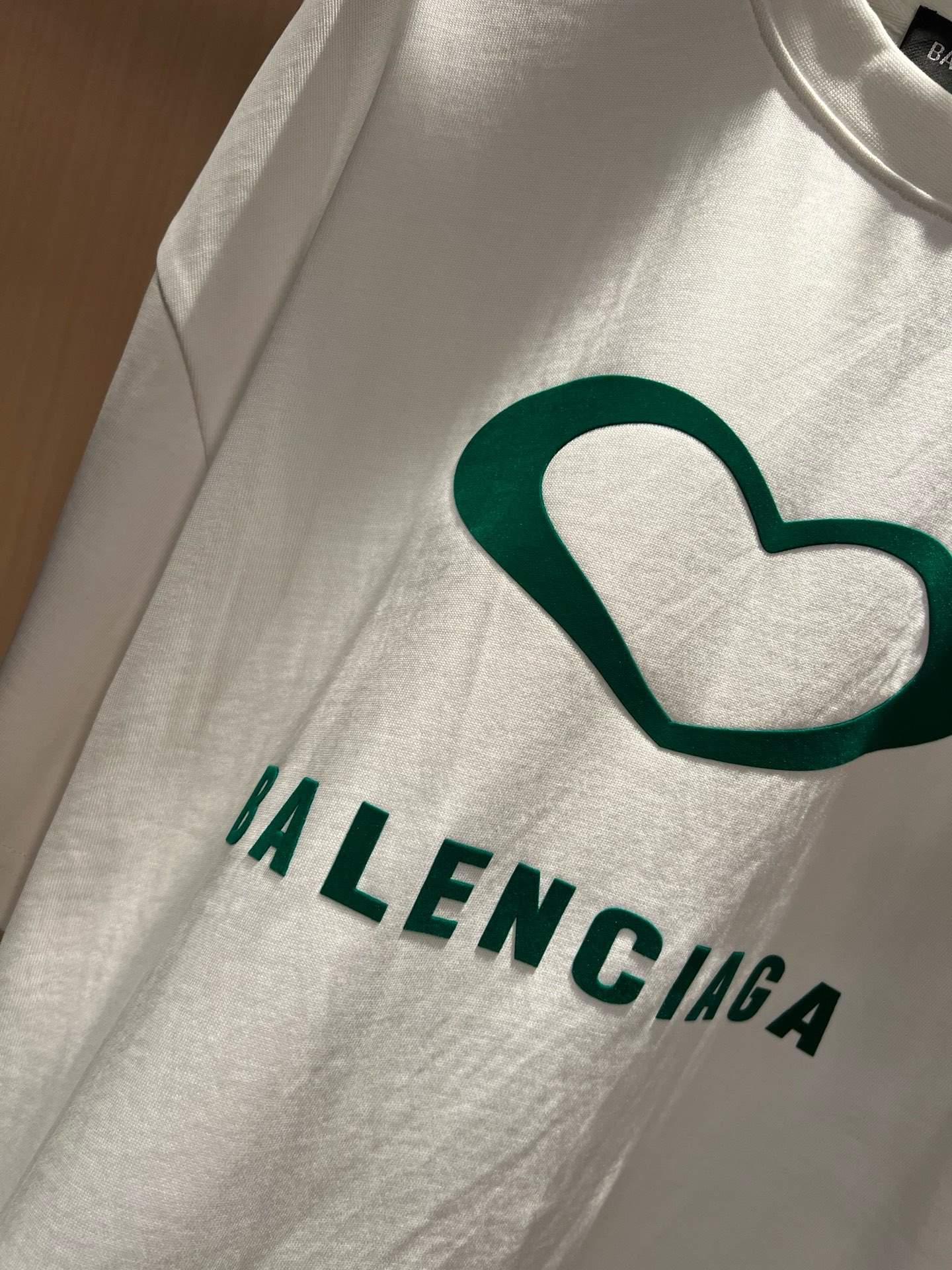 BALENCI*GA巴黎*家 2026春夏新款男女同款👫短袖T恤！走秀图案印花时尚休闲短袖T恤衫！设计logo压胶设计！