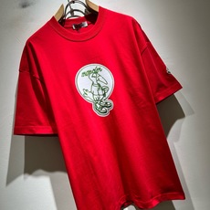 Moncler蒙家 2026春夏男女同款👫情侣款最新的贸易订单短袖T恤,全品相!!网红款!采用logo图案印花设计!上身 Moncler蒙家 2026春夏男女同款👫情侣款最新的贸易订单短袖T恤,全品相!!网红款!采用logo图案印花设计!上身
