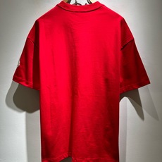 Moncler蒙家 2026春夏男女同款👫情侣款最新的贸易订单短袖T恤,全品相!!网红款!采用logo图案印花设计!上身 Moncler蒙家 2026春夏男女同款👫情侣款最新的贸易订单短袖T恤,全品相!!网红款!采用logo图案印花设计!上身