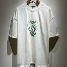 Moncler蒙家 2026春夏男女同款👫情侣款最新的贸易订单短袖T恤,全品相!!网红款!采用logo图案印花设计!上身 Moncler蒙家 2026春夏男女同款👫情侣款最新的贸易订单短袖T恤,全品相!!网红款!采用logo图案印花设计!上身