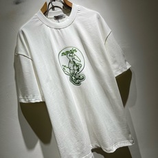 Moncler蒙家 2026春夏男女同款👫情侣款最新的贸易订单短袖T恤,全品相!!网红款!采用logo图案印花设计!上身 Moncler蒙家 2026春夏男女同款👫情侣款最新的贸易订单短袖T恤,全品相!!网红款!采用logo图案印花设计!上身