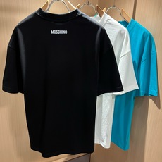 Mosch*ino莫斯*诺2026春夏新款男女同款👫T恤,超多明星网红喜爱,宽松版型,男女同款 精选超优质100%精梳棉 Mosch*ino莫斯*诺2026春夏新款男女同款👫T恤,超多明星网红喜爱,宽松版型,男女同款 精选超优质100%精梳棉