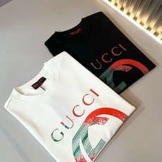 Gucc*古家 2026春夏新款男女同情侣款👫休闲宽松棉质圆领短袖T恤衫!贸易公司渠道稀出,同步官网发售 ! 春 Gucc*古家 2026春夏新款男女同情侣款👫休闲宽松棉质圆领短袖T恤衫!贸易公司渠道稀出,同步官网发售 ! 春