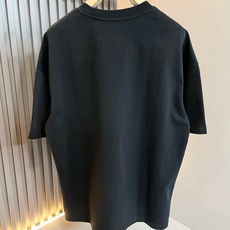 Moncler蒙家 2026春夏最新男女同款👫贸易订单短袖T恤,全品相!!网红款!采用logo图案植绒设计!上身舒适透气 Moncler蒙家 2026春夏最新男女同款👫贸易订单短袖T恤,全品相!!网红款!采用logo图案植绒设计!上身舒适透气