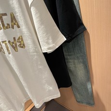 BALENCI*GA巴黎*家 春夏新款男女同款👫短袖T恤!走秀图案印花时尚休闲短袖T恤衫!设计logo印花设计!极具设计 BALENCI*GA巴黎*家 春夏新款男女同款👫短袖T恤!走秀图案印花时尚休闲短袖T恤衫!设计logo印花设计!极具设计