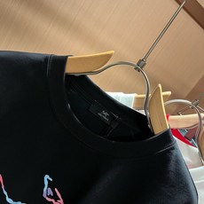 ARCTER*X始*祖鸟 2026春夏新款男女同款👫休闲短袖T恤,户外品牌可能大家第一想到的就是加拿大鹅、始祖鸟。给人一 ARCTER*X始*祖鸟 2026春夏新款男女同款👫休闲短袖T恤,户外品牌可能大家第一想到的就是加拿大鹅、始祖鸟。给人一