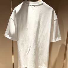 BURBER*Y巴*莉2026春夏新品男女同款👫短袖T恤,重磅来袭,最近比较火热的环保纯棉面料制作而成,高端户外运动休闲 BURBER*Y巴*莉2026春夏新品男女同款👫短袖T恤,重磅来袭,最近比较火热的环保纯棉面料制作而成,高端户外运动休闲