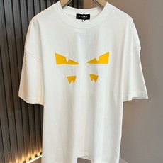 FEN*I 芬*迪2026春夏新款FD家族FF男女同款👫短袖T恤,男女同款👫百搭极简短袖。意大利原厂订单,FD家族人气单 FEN*I 芬*迪2026春夏新款FD家族FF男女同款👫短袖T恤,男女同款👫百搭极简短袖。意大利原厂订单,FD家族人气单