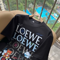 LOE*WE罗*威 2026春夏新款男女同款👫短袖T恤,意大利原厂订单渠道,极具个性高级风,标志logo图案印花工艺设计 LOE*WE罗*威 2026春夏新款男女同款👫短袖T恤,意大利原厂订单渠道,极具个性高级风,标志logo图案印花工艺设计