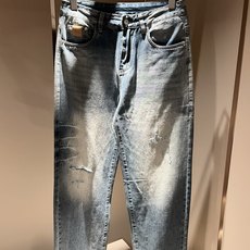Dio*r 迪家 2026春夏男士水洗小直筒牛仔裤!贸易公司渠道牛货,品相超赞,时尚圈万能的百搭裤王,欧美街拍中高频穿搭 Dio*r 迪家 2026春夏男士水洗小直筒牛仔裤!贸易公司渠道牛货,品相超赞,时尚圈万能的百搭裤王,欧美街拍中高频穿搭