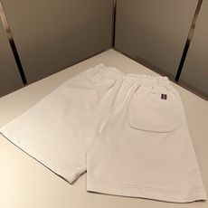 Gucc*古家 2026春夏最新系列基础圆领男女同款👫休闲短裤,男女同款!贸易公司渠道稀出,同步官网发售 ! 新时 Gucc*古家 2026春夏最新系列基础圆领男女同款👫休闲短裤,男女同款!贸易公司渠道稀出,同步官网发售 ! 新时