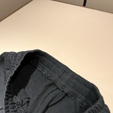Gucc*古家 2026春夏最新系列基础圆领男女同款👫休闲短裤,男女同款!贸易公司渠道稀出,同步官网发售 ! 新时 Gucc*古家 2026春夏最新系列基础圆领男女同款👫休闲短裤,男女同款!贸易公司渠道稀出,同步官网发售 ! 新时