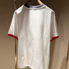 Gucc*古家 2026春夏新款男女同情侣款👫休闲宽松棉质圆领短袖T恤衫!贸易公司渠道稀出,同步官网发售 ! 2 Gucc*古家 2026春夏新款男女同情侣款👫休闲宽松棉质圆领短袖T恤衫!贸易公司渠道稀出,同步官网发售 ! 2