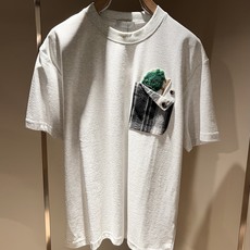 Dio*迪家 2026春夏新款男女同款👫短袖T恤,专柜同步发售!定制专属260克纯棉面料,定制原版工艺螺纹,胸前logo Dio*迪家 2026春夏新款男女同款👫短袖T恤,专柜同步发售!定制专属260克纯棉面料,定制原版工艺螺纹,胸前logo