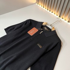 Loro Piana诺悠翩雅 2026春夏男士最新的贸易订单翻领针织短袖T恤,全品相!!上身舒适透气,不僵硬,整体有着丰 Loro Piana诺悠翩雅 2026春夏男士最新的贸易订单翻领针织短袖T恤,全品相!!上身舒适透气,不僵硬,整体有着丰