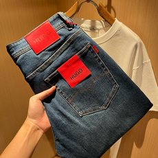 HUGO BOSS 雨果博斯 2026春夏新品发售!牛仔高级百搭实用主义不哗众取宠!港澳台地区限定款!!立体裁剪纯棉材质 HUGO BOSS 雨果博斯 2026春夏新品发售!牛仔高级百搭实用主义不哗众取宠!港澳台地区限定款!!立体裁剪纯棉材质