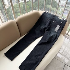 Versa*e范*哲 2026春夏新款经典男士休闲牛仔裤、代工厂出品,出口欧美订单,官柜同步发售!!客供土耳其牛仔布、质 Versa*e范*哲 2026春夏新款经典男士休闲牛仔裤、代工厂出品,出口欧美订单,官柜同步发售!!客供土耳其牛仔布、质