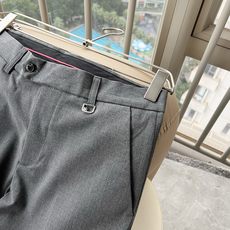 Dio*r迪家 2026春夏新款男士休闲裤,男士经典时尚百搭休闲西裤!贸易公司渠道稀出,领先官网发售!衣橱里不可或缺的 Dio*r迪家 2026春夏新款男士休闲裤,男士经典时尚百搭休闲西裤!贸易公司渠道稀出,领先官网发售!衣橱里不可或缺的
